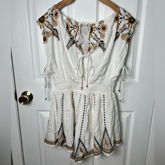 Free People Floral Embroidered Smocked Tie Back Catalina Romper Ivory Combo S - Picture 9 of 14